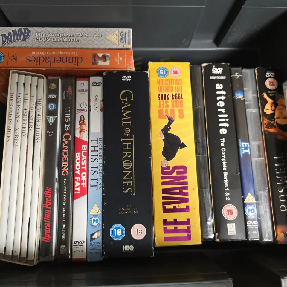 APPROXIMATELY 14 ASSORTED DVDS & BOXSETS TO INCLUDE LEE EVANS 6 DISC BOX SET, GAME OF THRONES SEASON 1-5, OPERATION PACIFIC, ETC