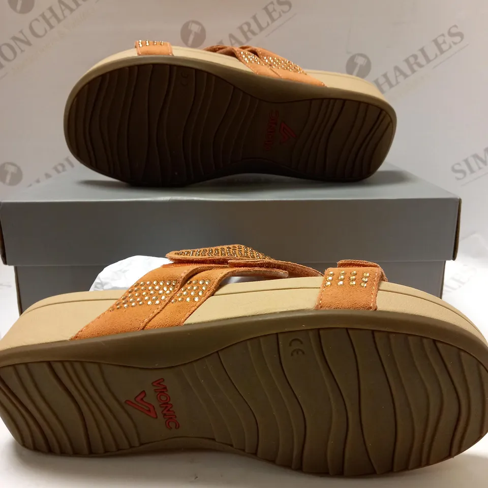 BRAND NEW VIONIC ALEXIS CORAL SANDALS - SIZE 6.5