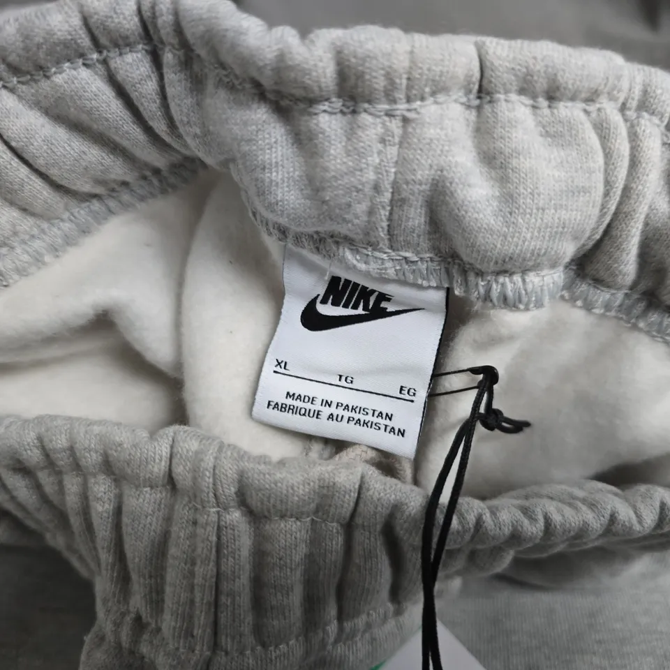 NIKE STUSSY JOGGERS IN GREY - XL