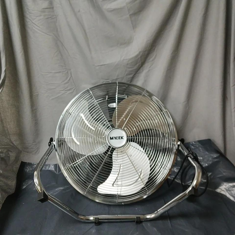 MYLEK ELECTRIC STANDING FAN – 3-BLADE CHROME FLOOR FAN