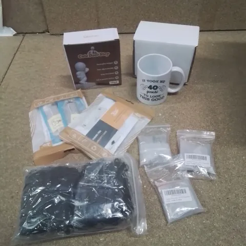 APPROXIMATELY 7 BRAND NEW BOXED ITEMS.