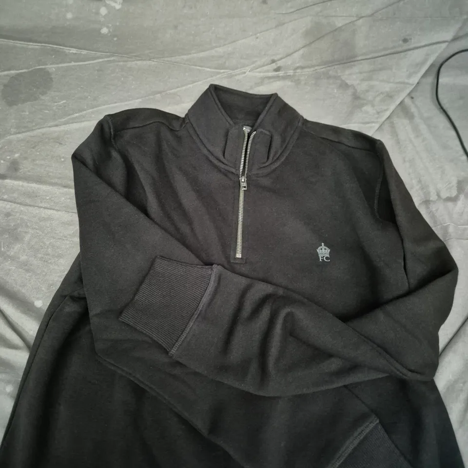 FRENCH CONNECTION BLACK QUARTER‑ZIP JUMPER, SIZE M