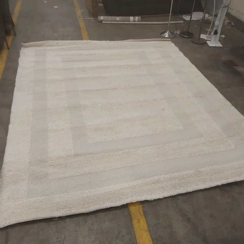 SAFAVIEH FLORIDA SHAG RUG 305 x 235cm