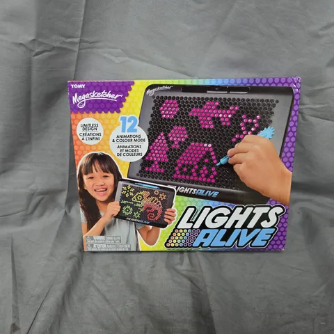 TOMY LIGHTS ALIVE MEGASKETCHER – BOXED CHILDREN'S DRAWING TOY