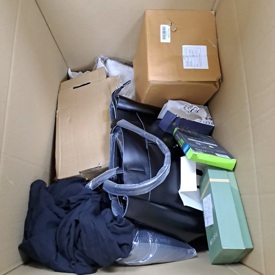 APPROXIMATELY 15 ASSORTED HOUSEHOLD ITEMS TO INCLUDE LADIES SUPPORT VEST, TWIN GRIP CANE AND HANDBAGS