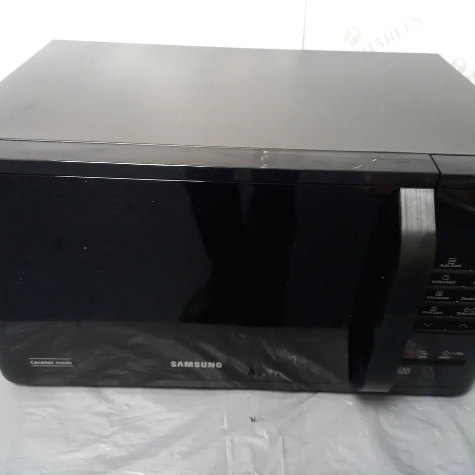 BOXED SAMSUNG MS23K3513AK/EU SOLO 23L MICRCOWAVE OVEN