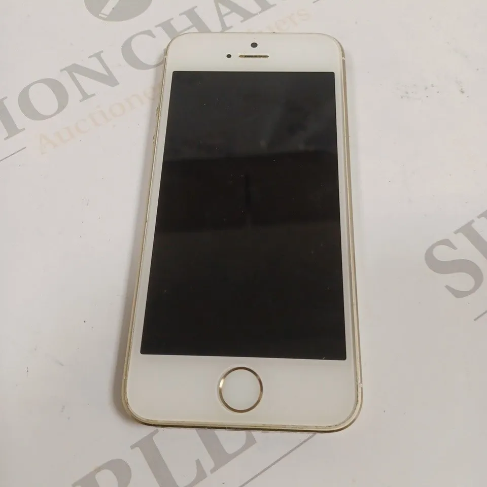 UNBOXED APPLE IPHONE MOBILE PHONE - A1457