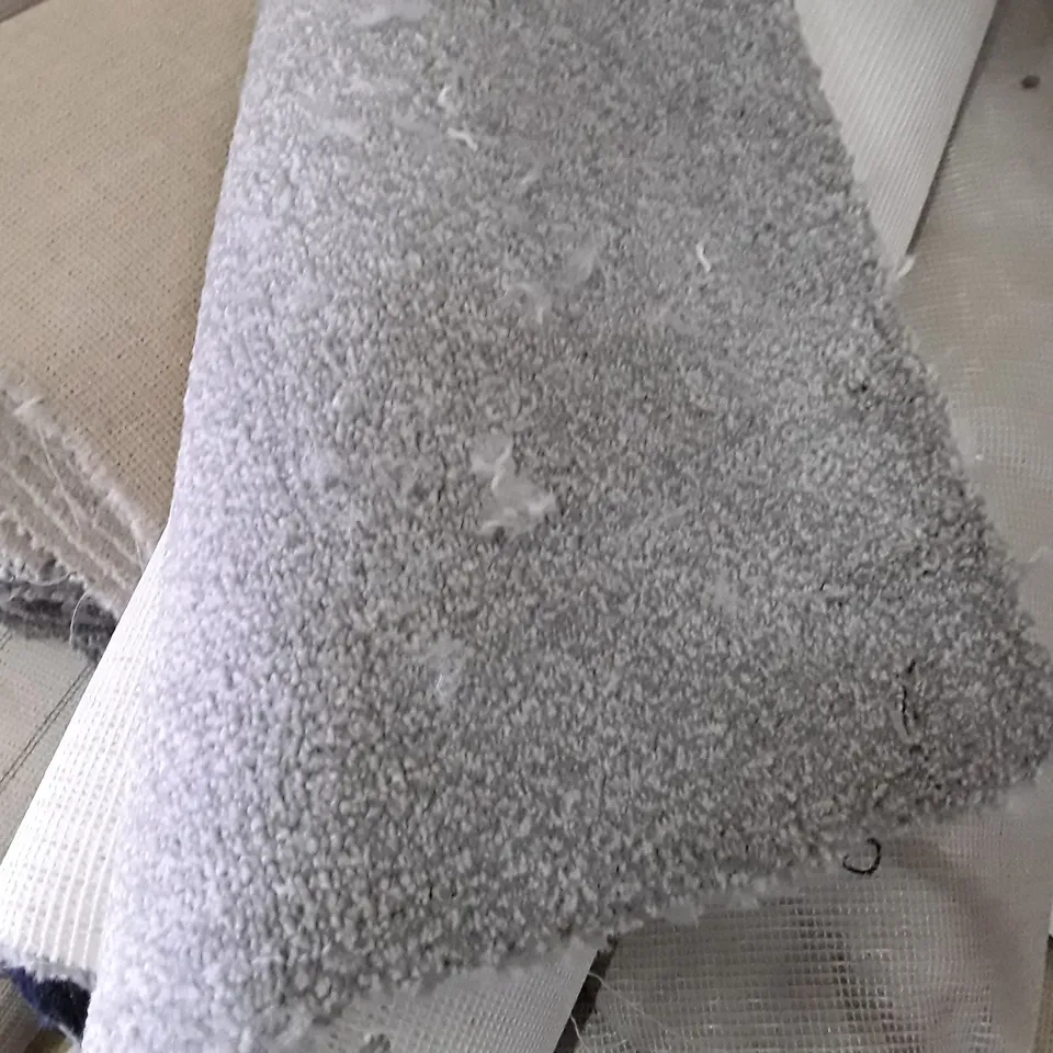 ROLL OF QUALITY GREY CARPET