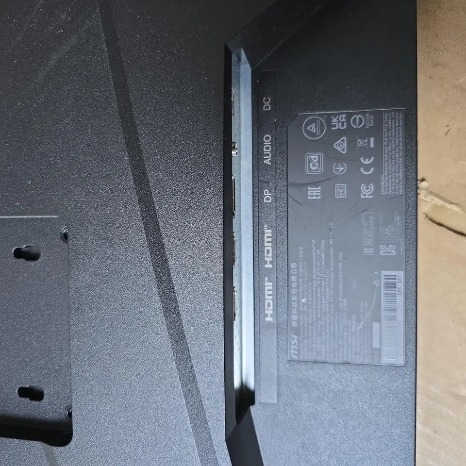 MSI COMPUTER MONITOR – BLACK - DAMAGED SCREEN