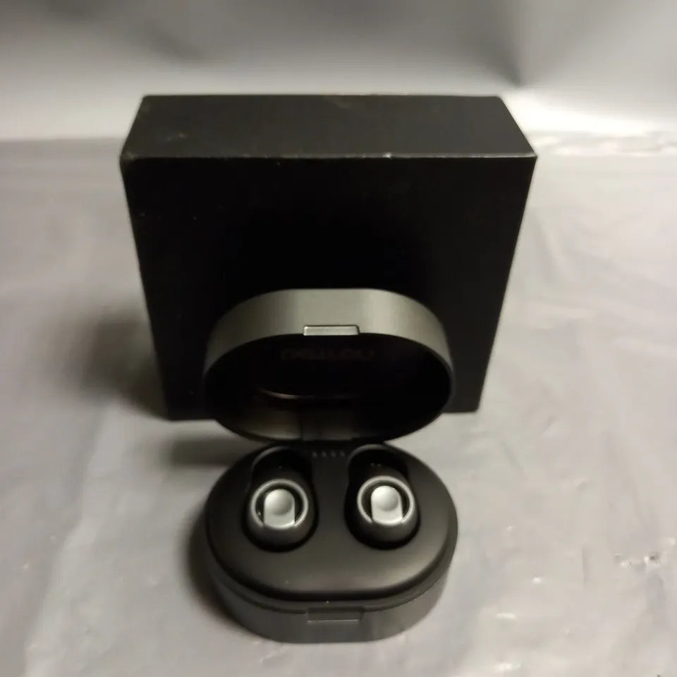BOXED BETRON GXZ10 EAR BUDSBLACK
