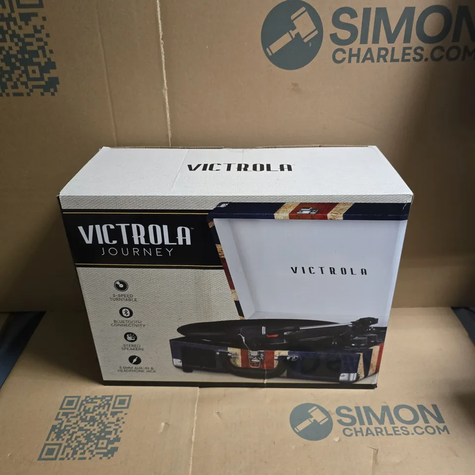 BOXED VICTROLA VSC-550BT-UK-EU TURNTABLE IN BLUE/WHITE/RED