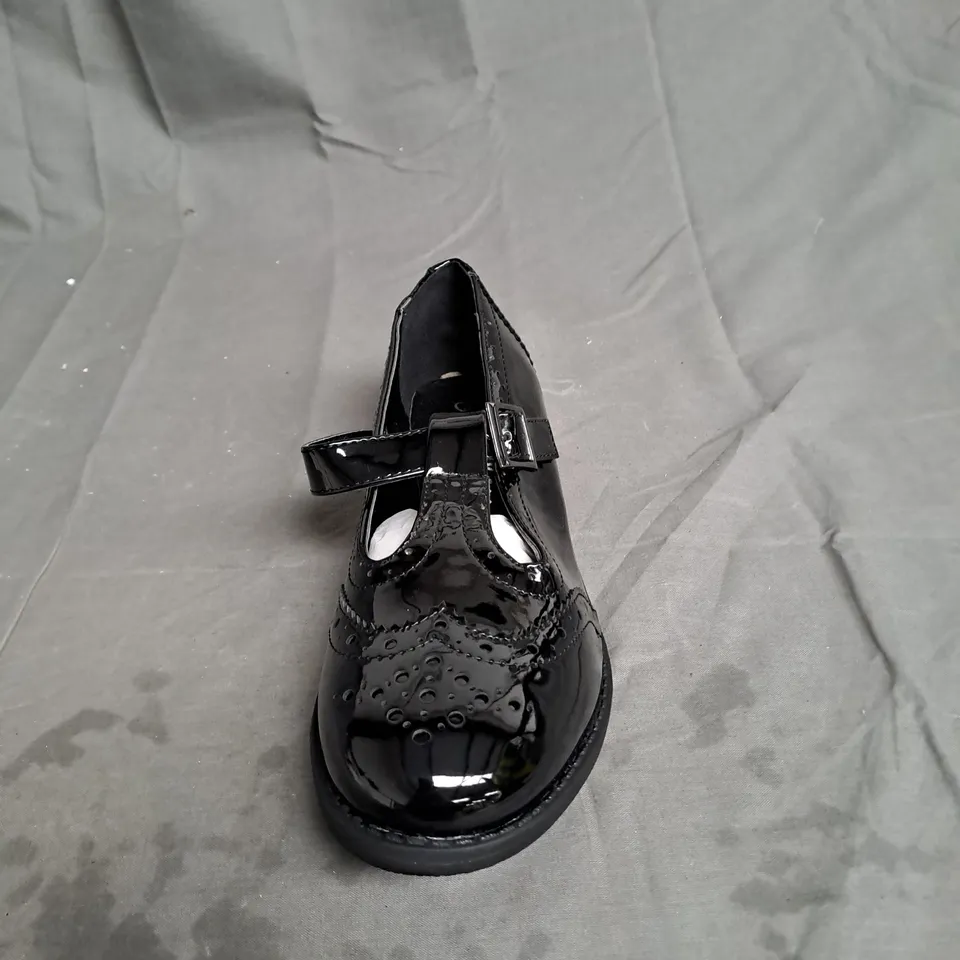 BOXED LOT OF APPROX. 15 PAIRS OF LILLEY BLACK PATENT GIRLS SCHOOL SHOES VARIOUS SIZES