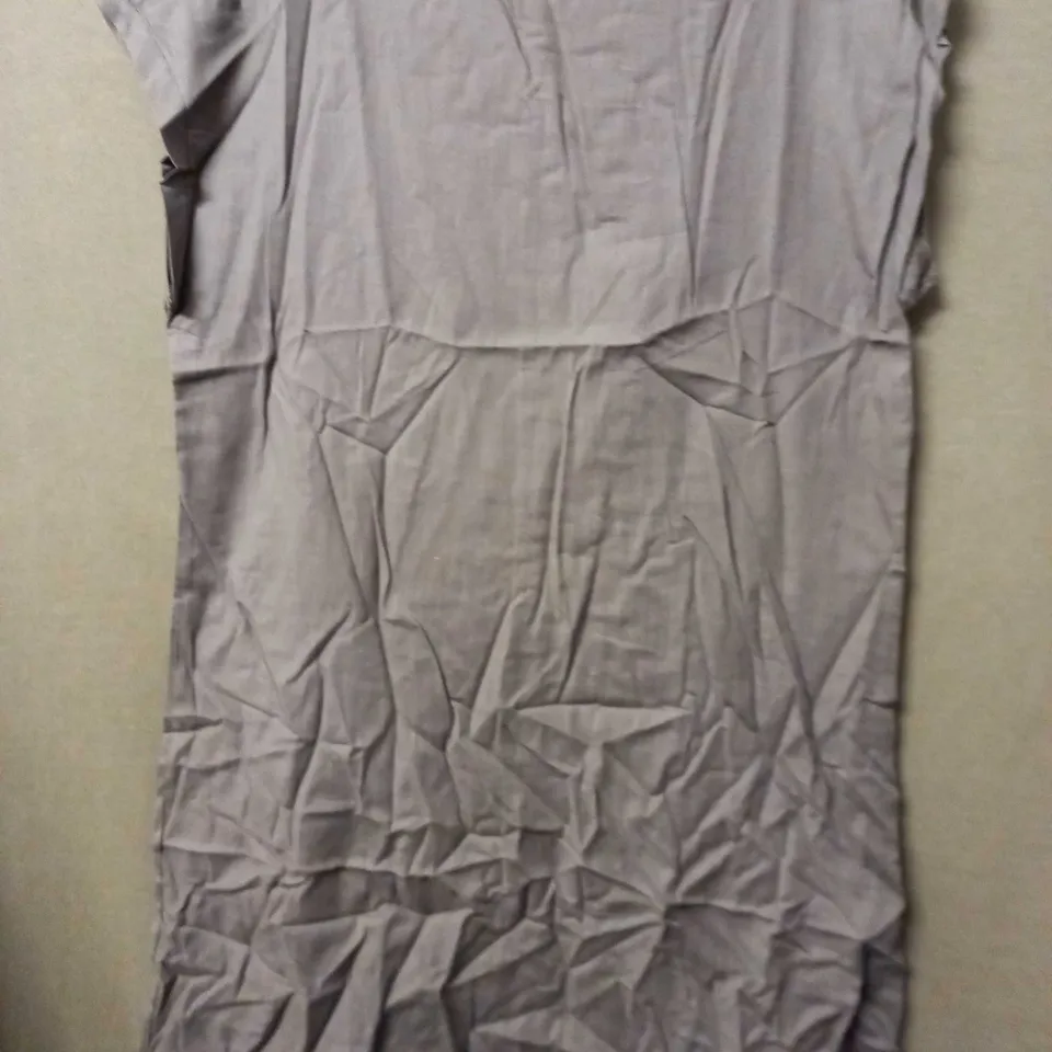 EMERY ROSE MAXI DRESS IN DARK GREEN - XL