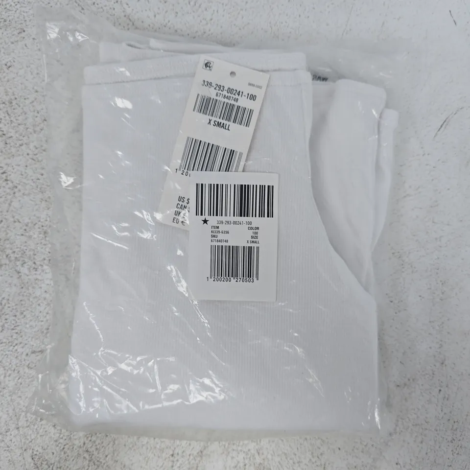 BAGGED HOLLISTER LONG SLEEVE OFF-THE-SHOULDER T-SHIRT IN WHITE SIZE XS