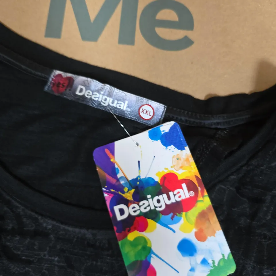 DESIGUAL WOMEN'S BLACK FLORAL-PATTERN TOP, SIZE XXL