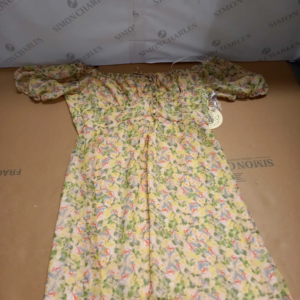 WOMENS OCCASSIONAL MILKMAID DRESS SIZE 12