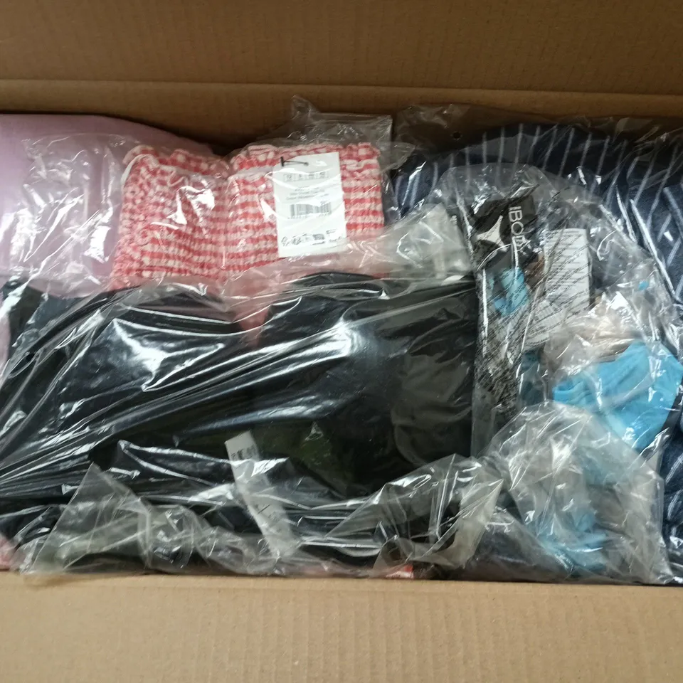 APPROXIMATELY 10 ASSORTED CLOTHING ITEMS IN VARIOUS SIZES, COLOURS & STYLES TO INCLUDE BARBELL LEG PANTS , TUBE TOPS , PUSH UP T-SHIRT BRA