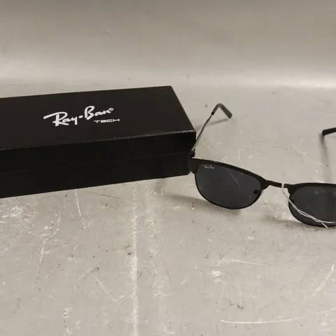 RAY-BAN RB012 BLACK FRAME SUNGLASSES
