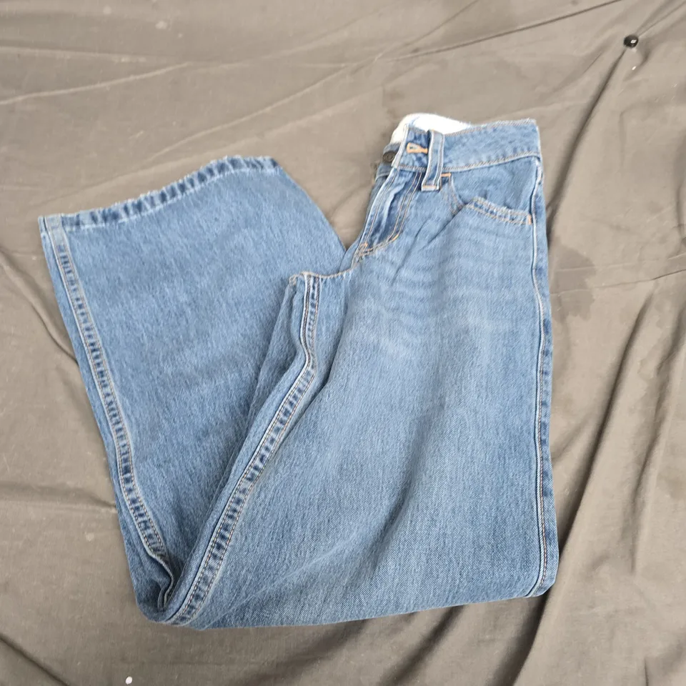 HOLLISTER WOMEN’S JEANS – LOW-RISE SUPER BAGGY, W23 REGULAR