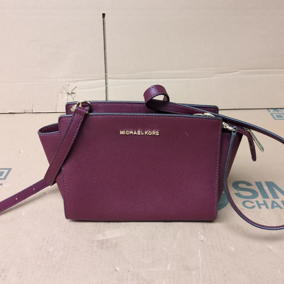 MICHAEL KORS PURPLE LEATHER CROSSBODY BAG