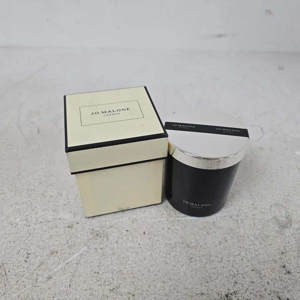 BOXED JO MALONE LONDON VELVET ROSE & OUD 7.0 OZ SCENTED CANDLE