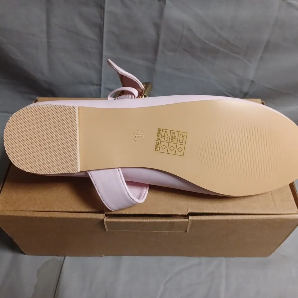 BOXED PAIR OF PASTEL PINK MARY JANE SHOES WITH BUCKLE STRAP – WOMEN'S - UK SIZE 8