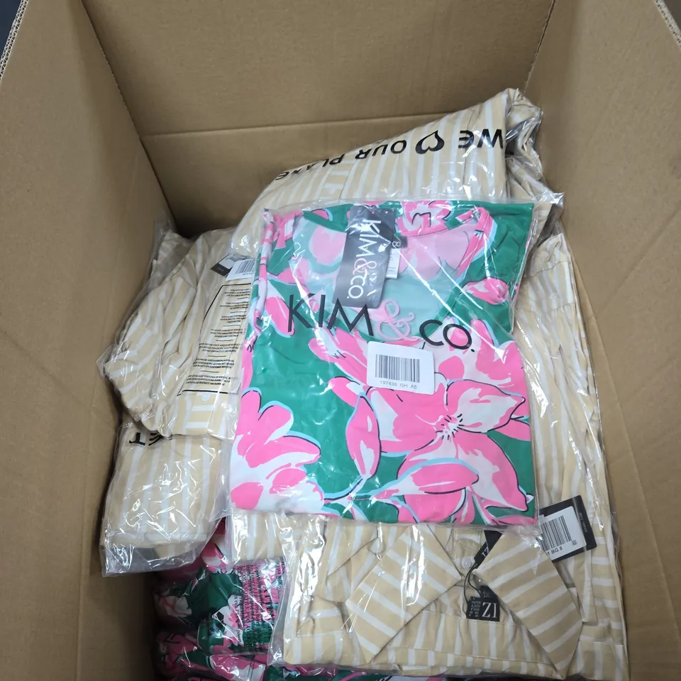 BOX OF APPROXIMATELY 50 ITEMS INCLUDING: IZABELA LONDON DRESS AND KIM AND CO DRESS