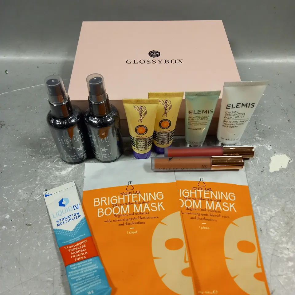 GLOSSYBOX APPROXIMATELY 10 ASSORTED COSMETIC PRODUCTS TO INCLUDE - ELEMIS PRO-COLLAGEN MARINE CREAM - MUDMASKY SCALP SERUM - MUA VELVET MATTE LIQUID LIPSTICK - ETC