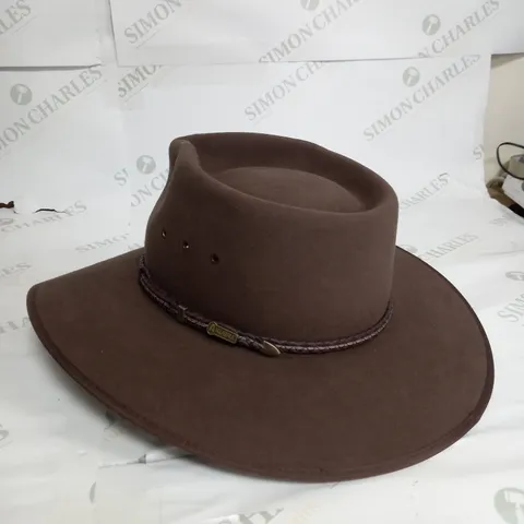 R.M WILLIAMS AKUBRA CATTLEMAN HAT