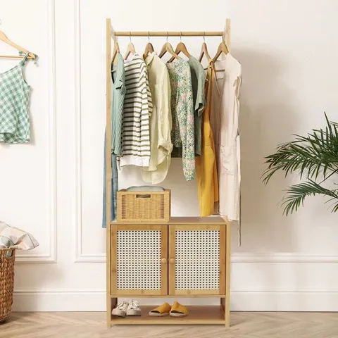 BOXED 168CM H CLOTHES RACK WITH SHELF