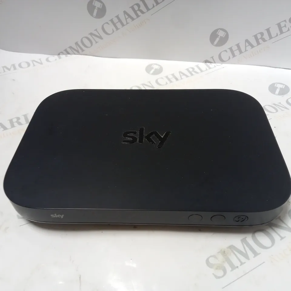 DIGITAL SKY BOX 