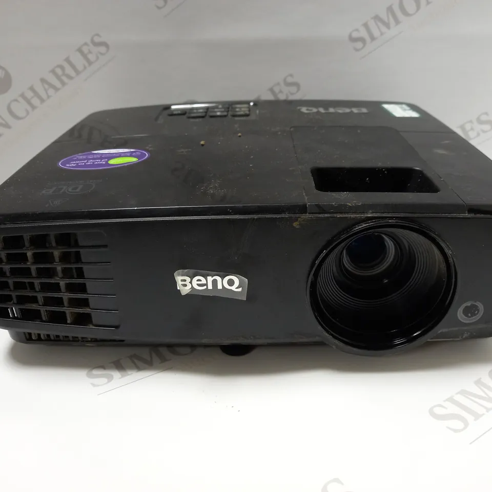 BENQ MX505 PORTABLE PROJECTOR