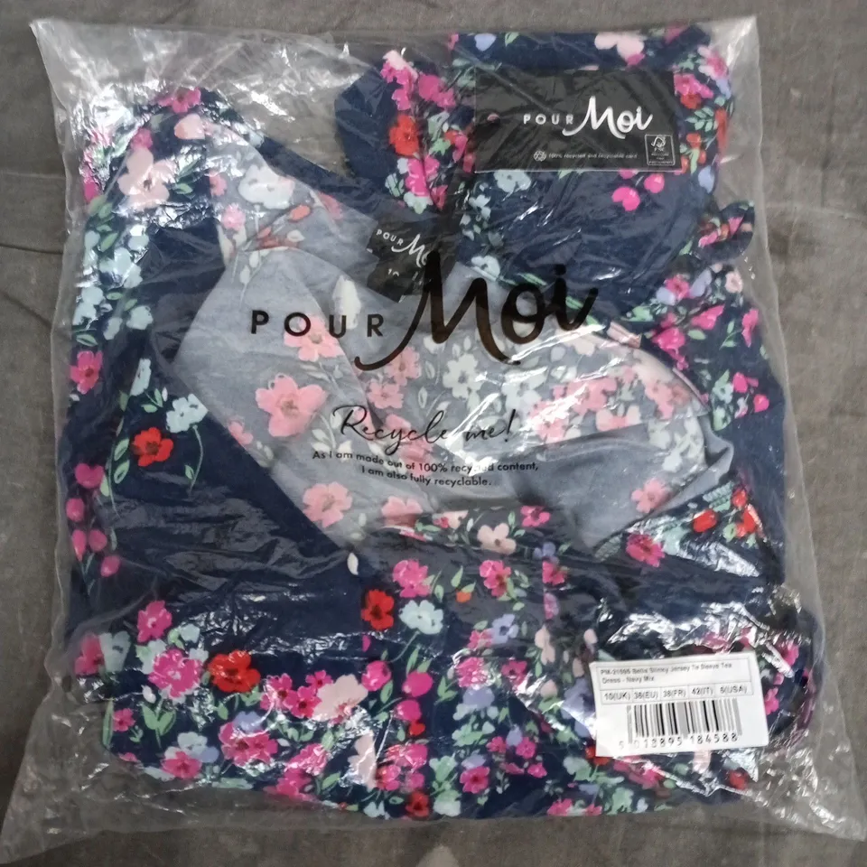 BAGGED POUR MOI BELLA SLINKY JERSEY TIE SLEEVE TEA DRESS – NAVY MIX, UK 10