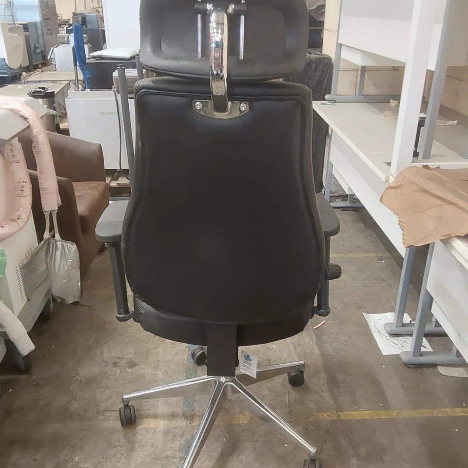 OCTOPUS TALL BACK SWIVEL OFFICE CHAIR