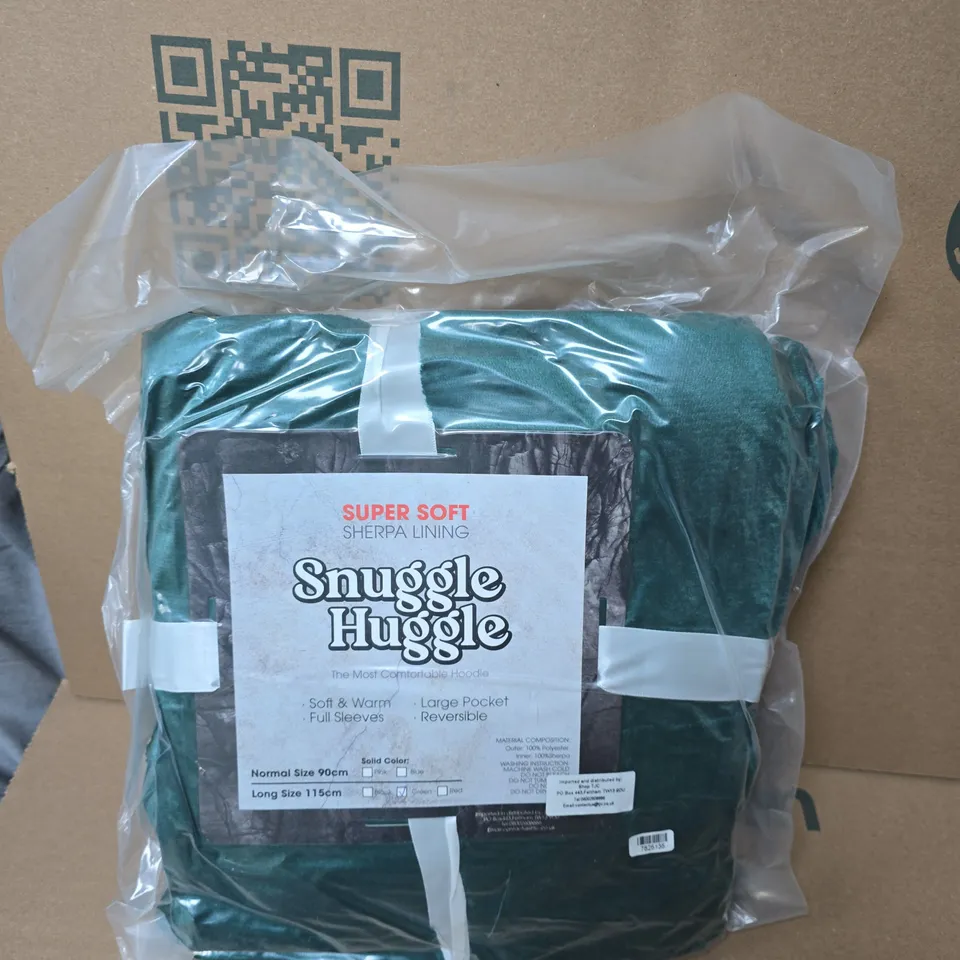 BOX OF APPROXIMATELY 12 ASSORTED ITEMS INCLUDING MAXI BRIEF , SNUGGLE HUGGIE AND FOOT PATCH 