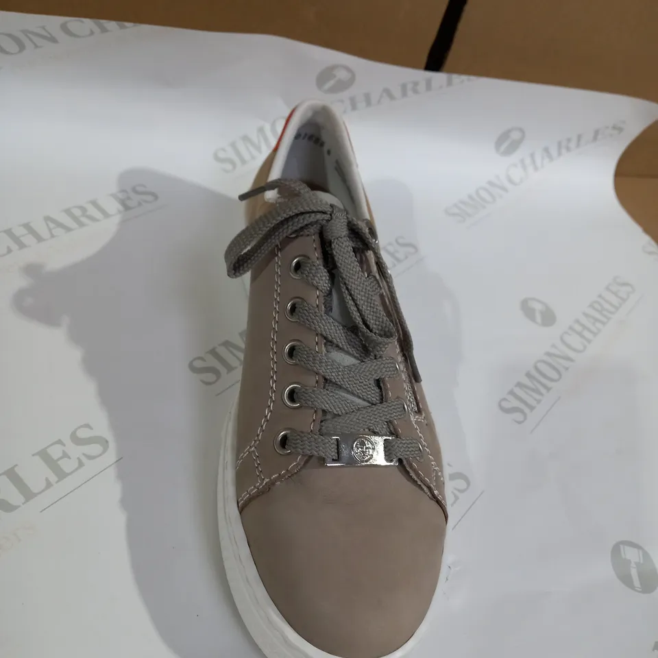 RIEKER SIDE ZIP GREY SHOE SIZE 6