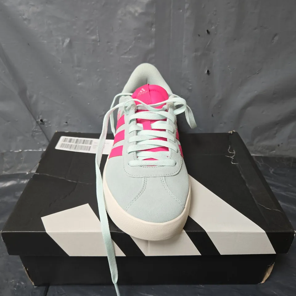 BOXED PAIR OF ADIDAS VL COURT 3.0 TRAINERS IN SKY BLUE/PINK - UK 8