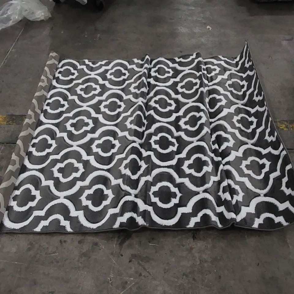 MODERN TRENDZ RUG - GREY // SIZE: 160 X 220cm