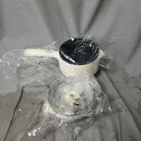 DREW AND COLE CLEVER POT