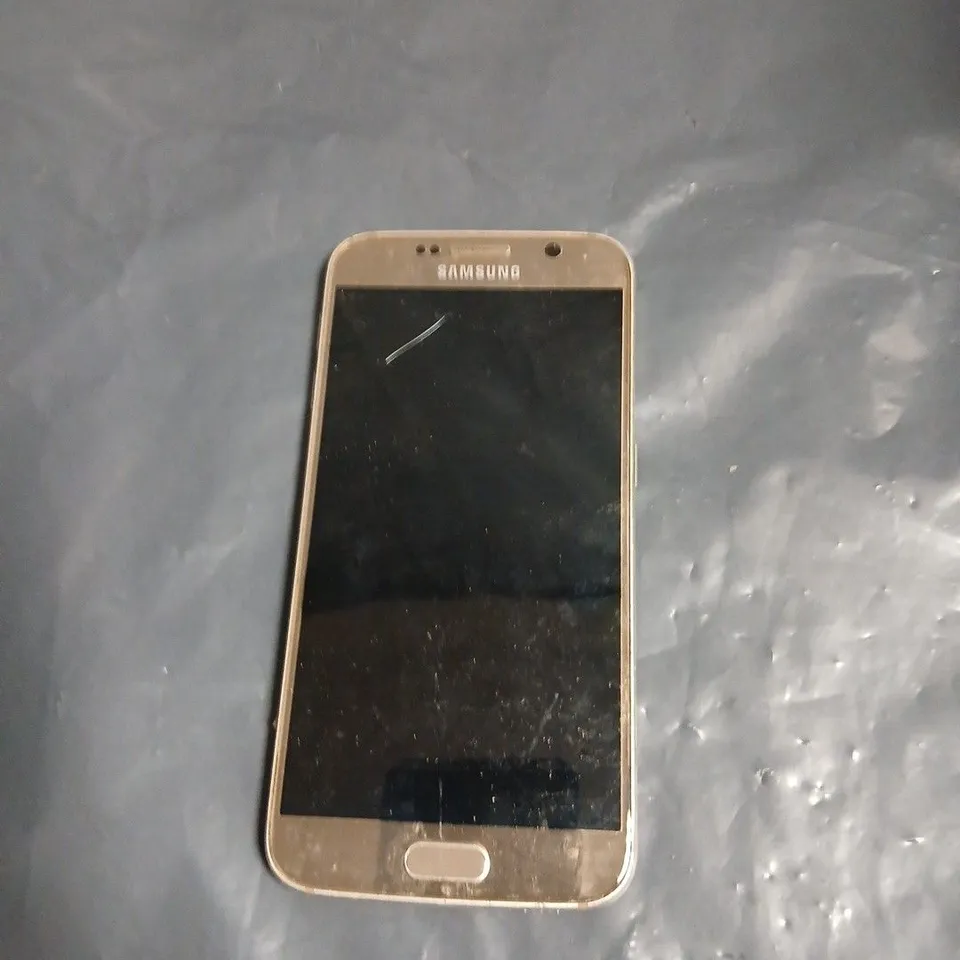 SAMSUNG GALAXY SMARTPHONE – GOLD, CRACKED SCREEN