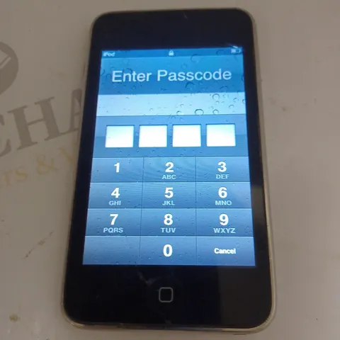 APPLE IPOD 8GB