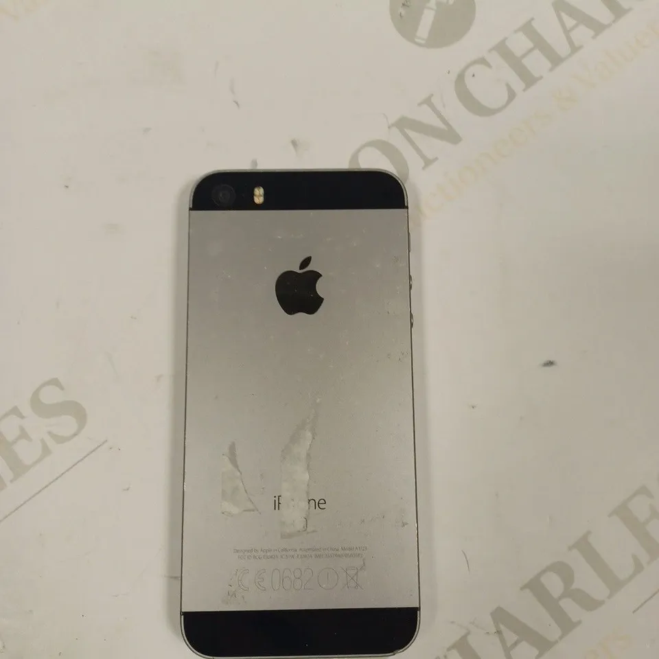 APPLE IPHONE SE SMARTPHONE 