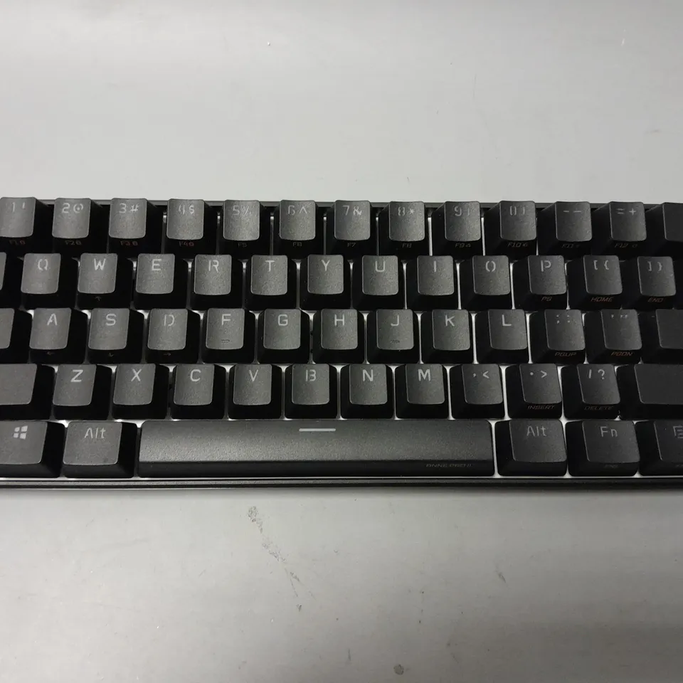 BOXED ANNE PRO 2 MECHANICAL KEYBOARD