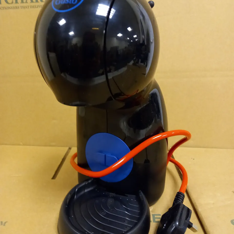NESCAFÉ DOLCE GUSTO PICCOLO XS MANUAL COFFEE MACHINE