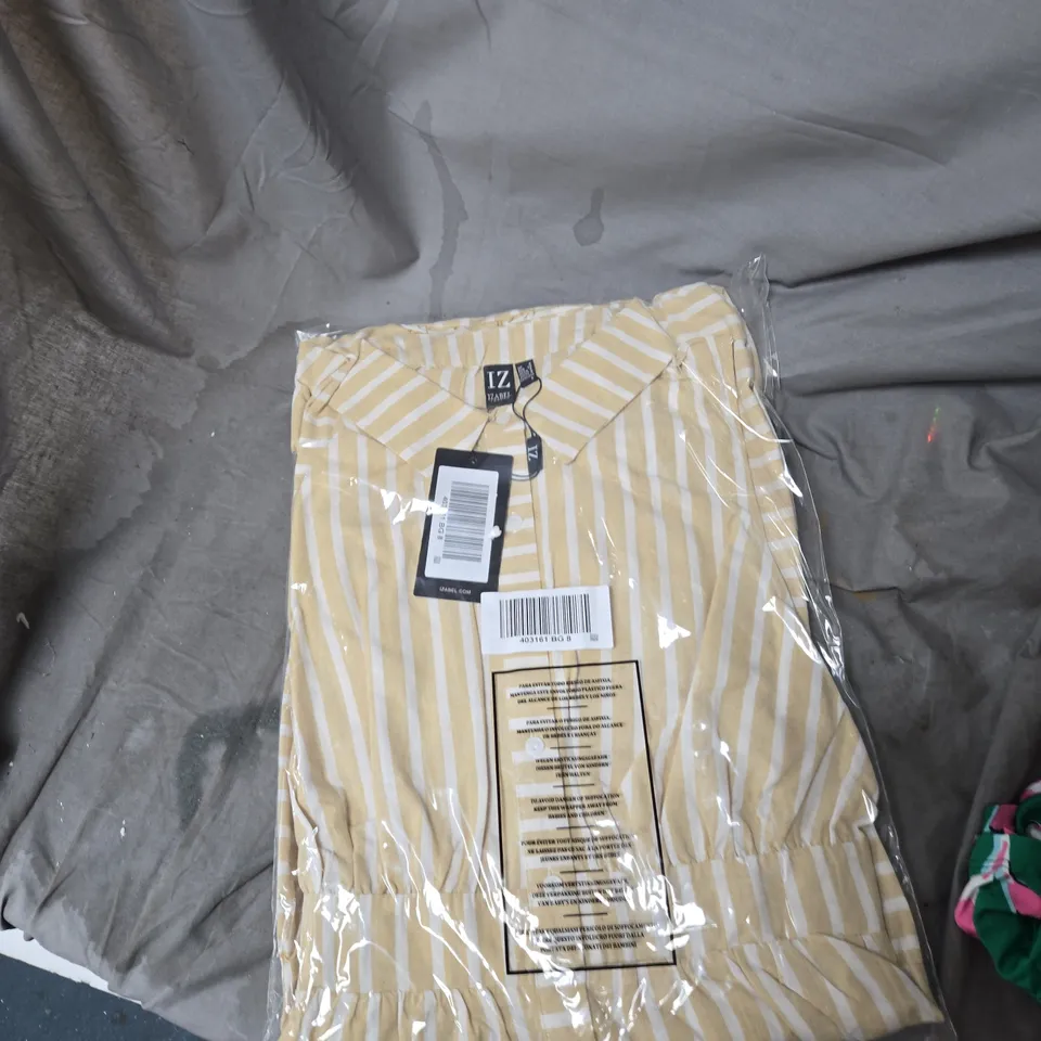 BOX OF APPROXIMATELY 50 CLOTHING ITEMS INCLUDING: KIM AND CO DRESS AND IZABELA LONDON DRESS