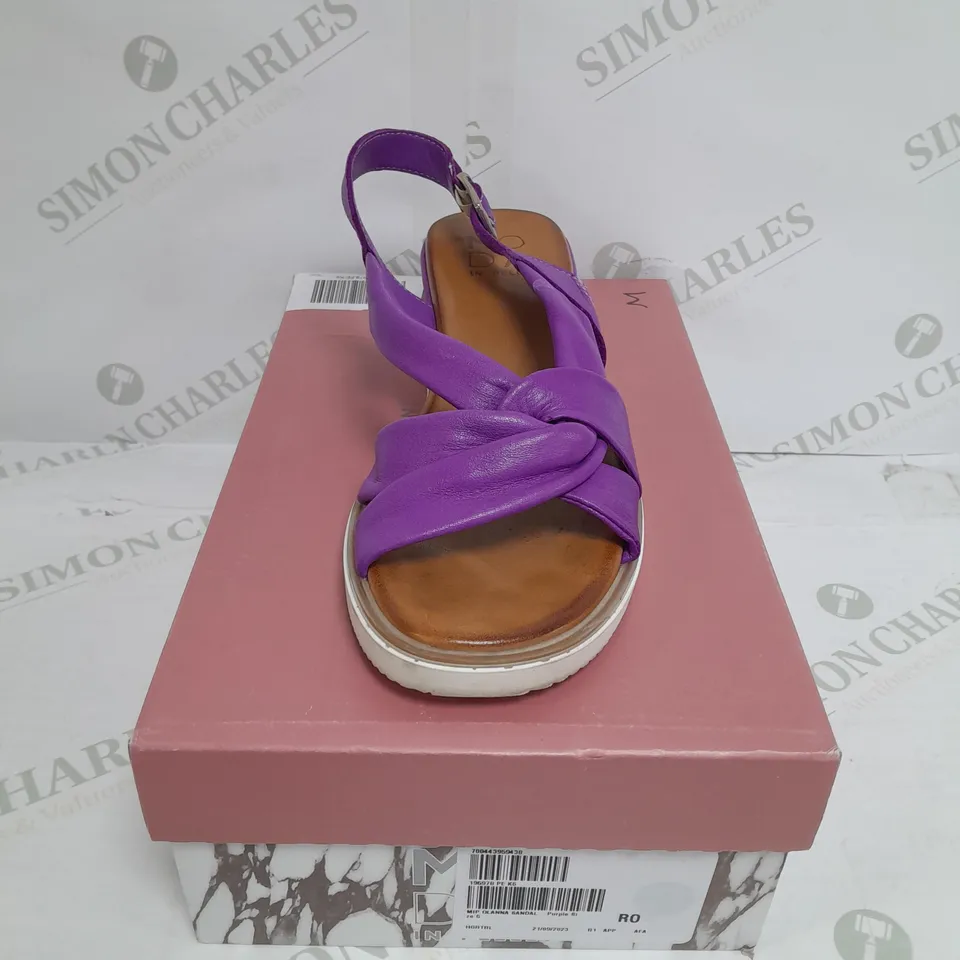 BOXED MODA IN PELLE OLANNA SANDAL SIZE 6
