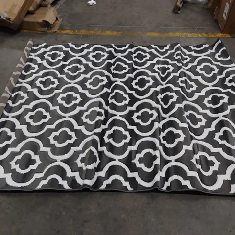 MODERN TRENDZ RUG - GREY // SIZE: 160 X 220cm