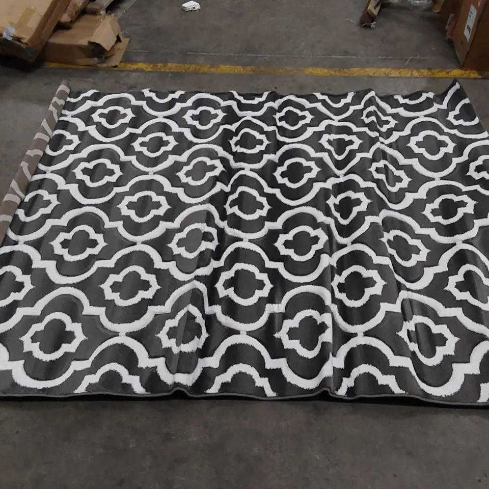 MODERN TRENDZ RUG - GREY // SIZE: 160 X 220cm