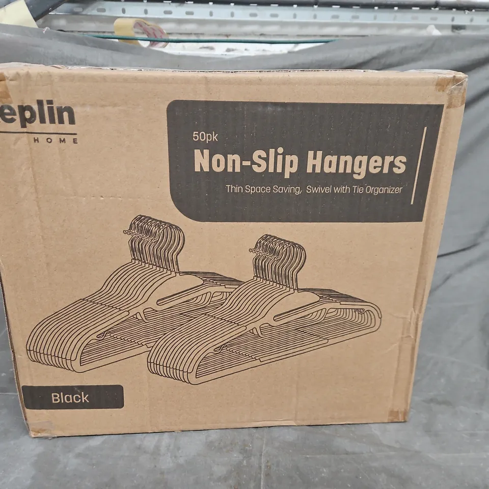 Keplin Home Non-Slip Hangers – 50 Pack, Black