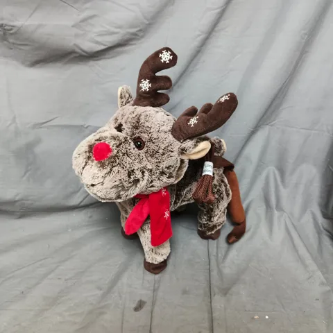 ANIMATED WALKING AND SINGING REINDEER